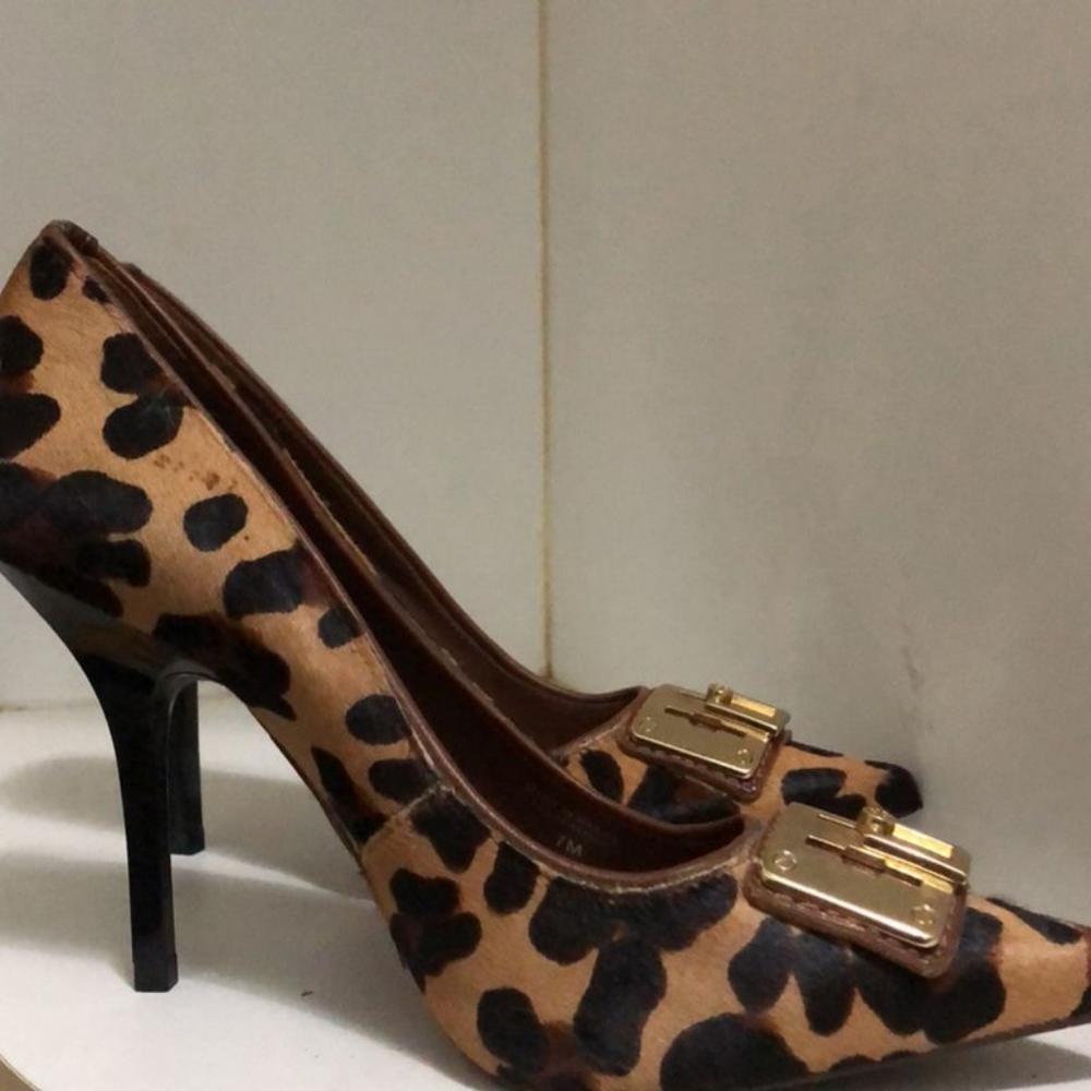 Tory Burch Designer Celina Leopard Animal Print Heels Pump Gold Logo 7